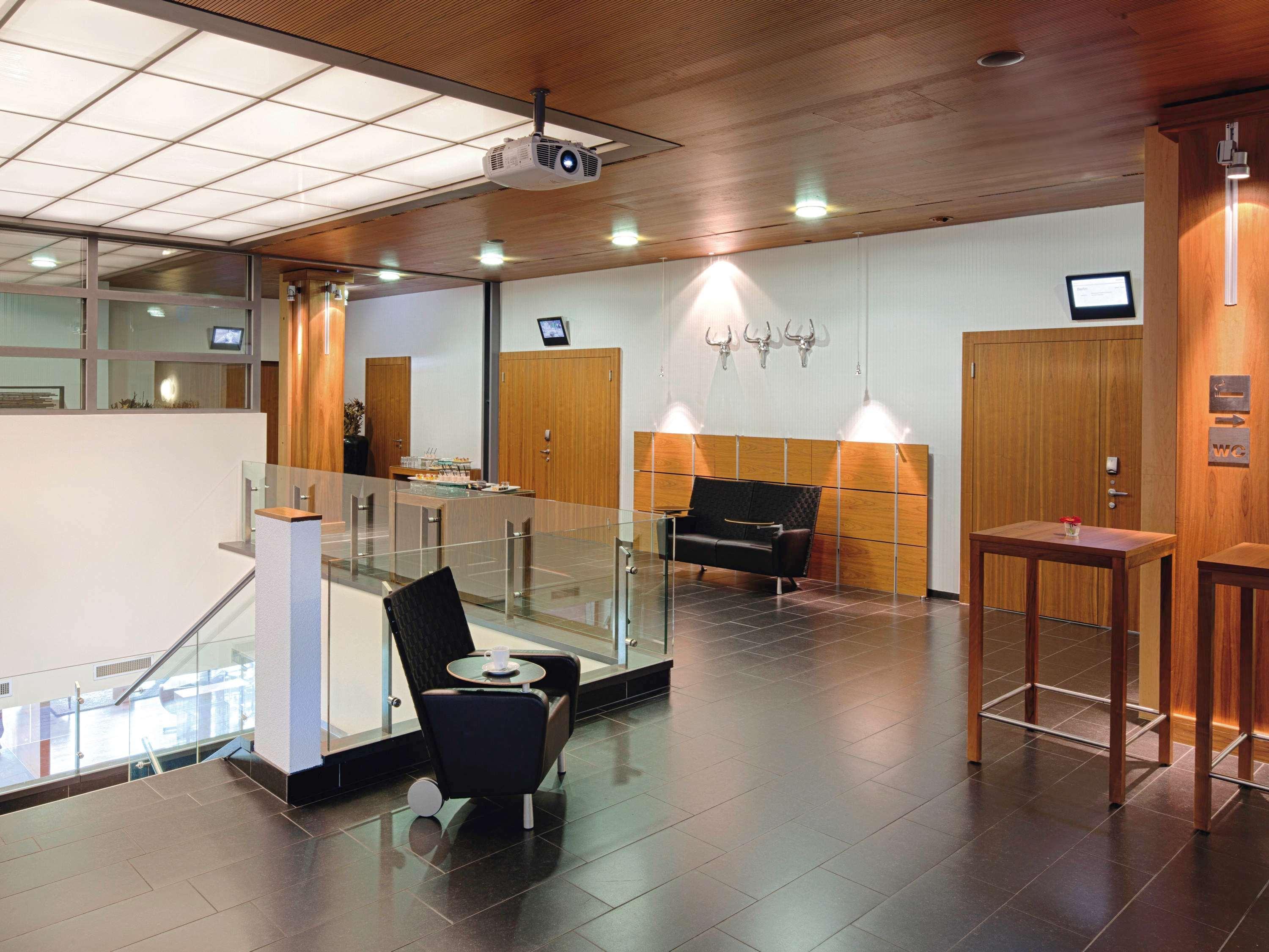 Moevenpick Hotel Zurich Airport Opfikon-Glattbrugg Ngoại thất bức ảnh