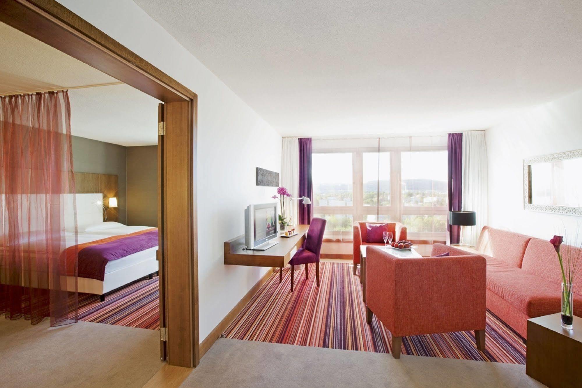 Moevenpick Hotel Zurich Airport Opfikon-Glattbrugg Phòng bức ảnh